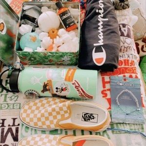 ✨VSCO Mystery box✨